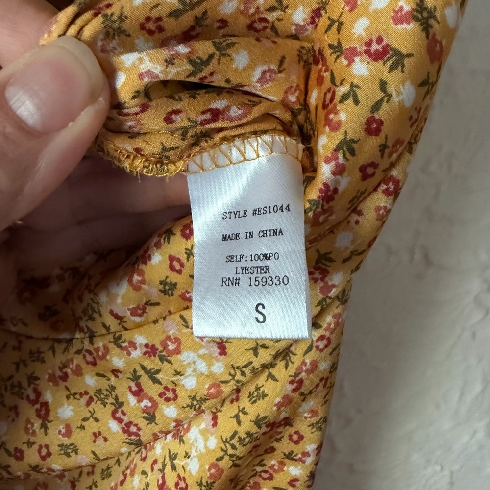 Carly Jean Los Angeles Floral Maxi Skirt Size Small - Picture 5 of 6